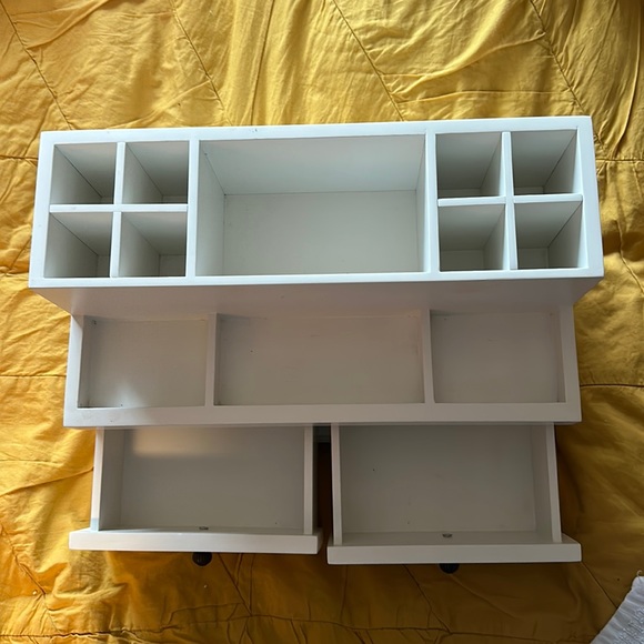 Pottery Barn Makeup organizer - Picture 2 of 3